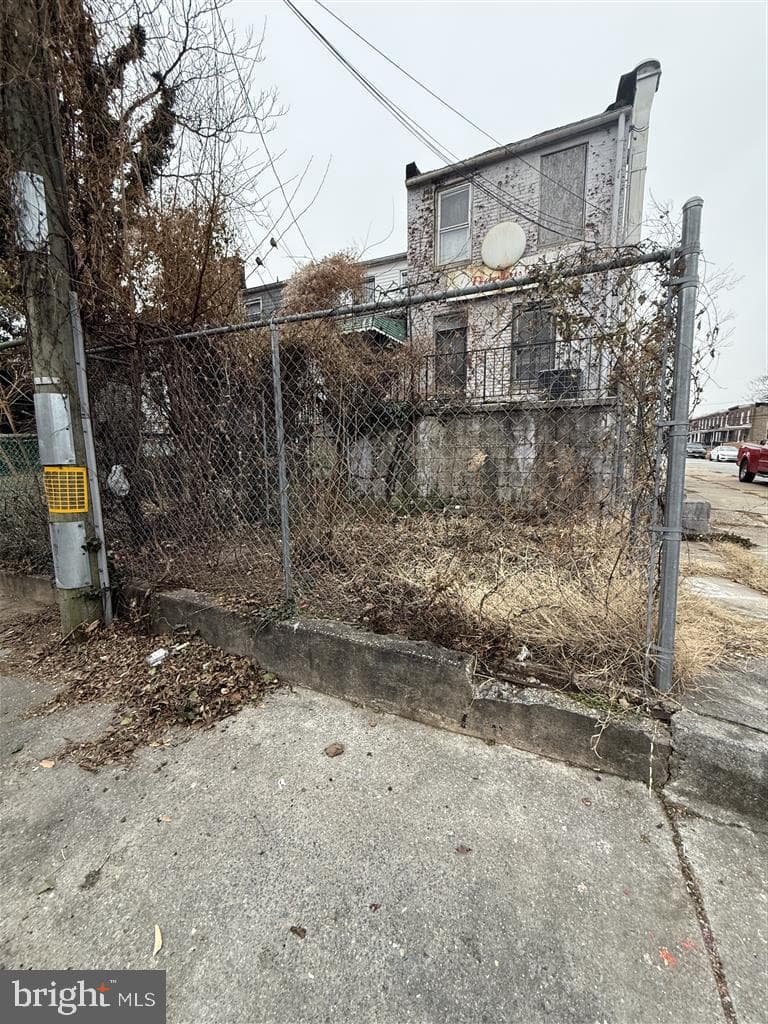 1100 Darley Avenue photo 6