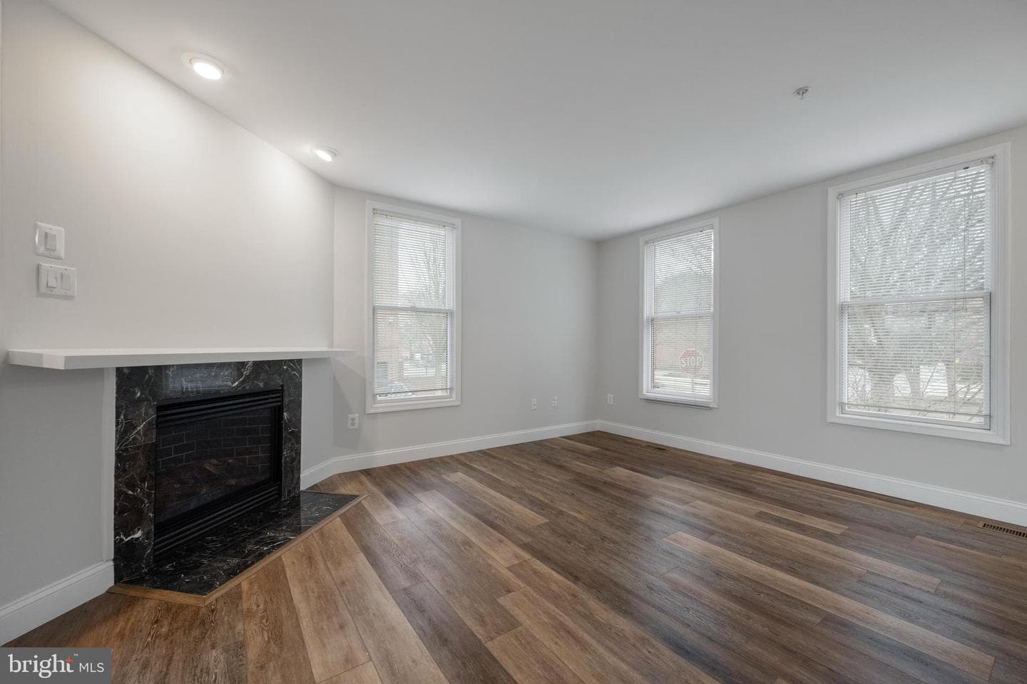 1901 Linden Avenue photo 12
