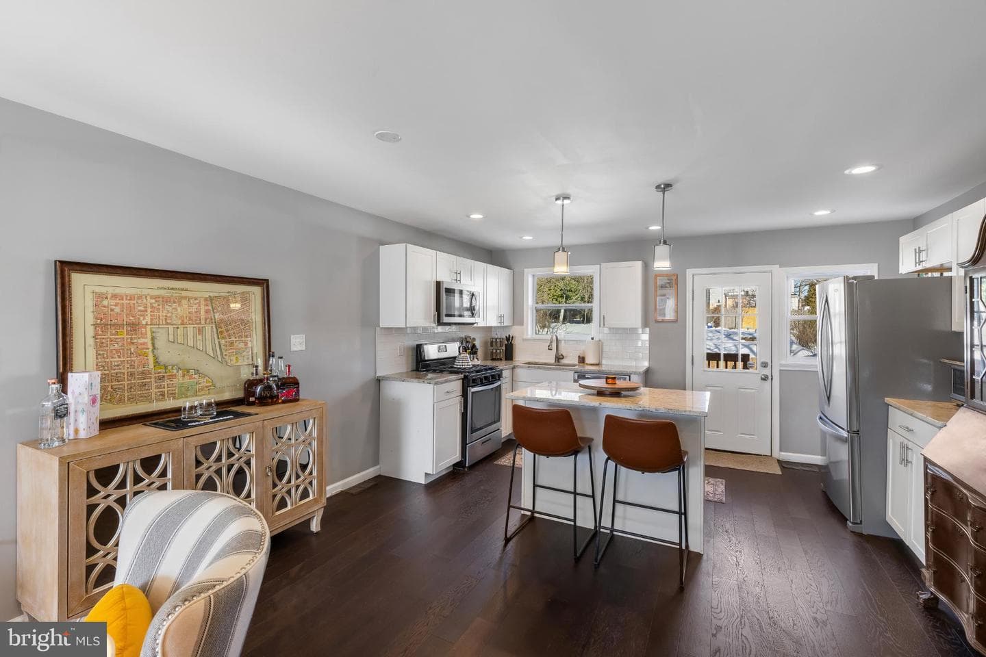 1002 W 43rd Street photo 5
