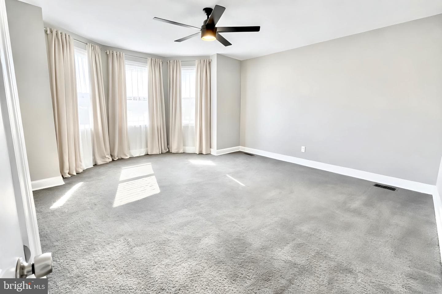 2328 Calverton Heights Avenue photo 26