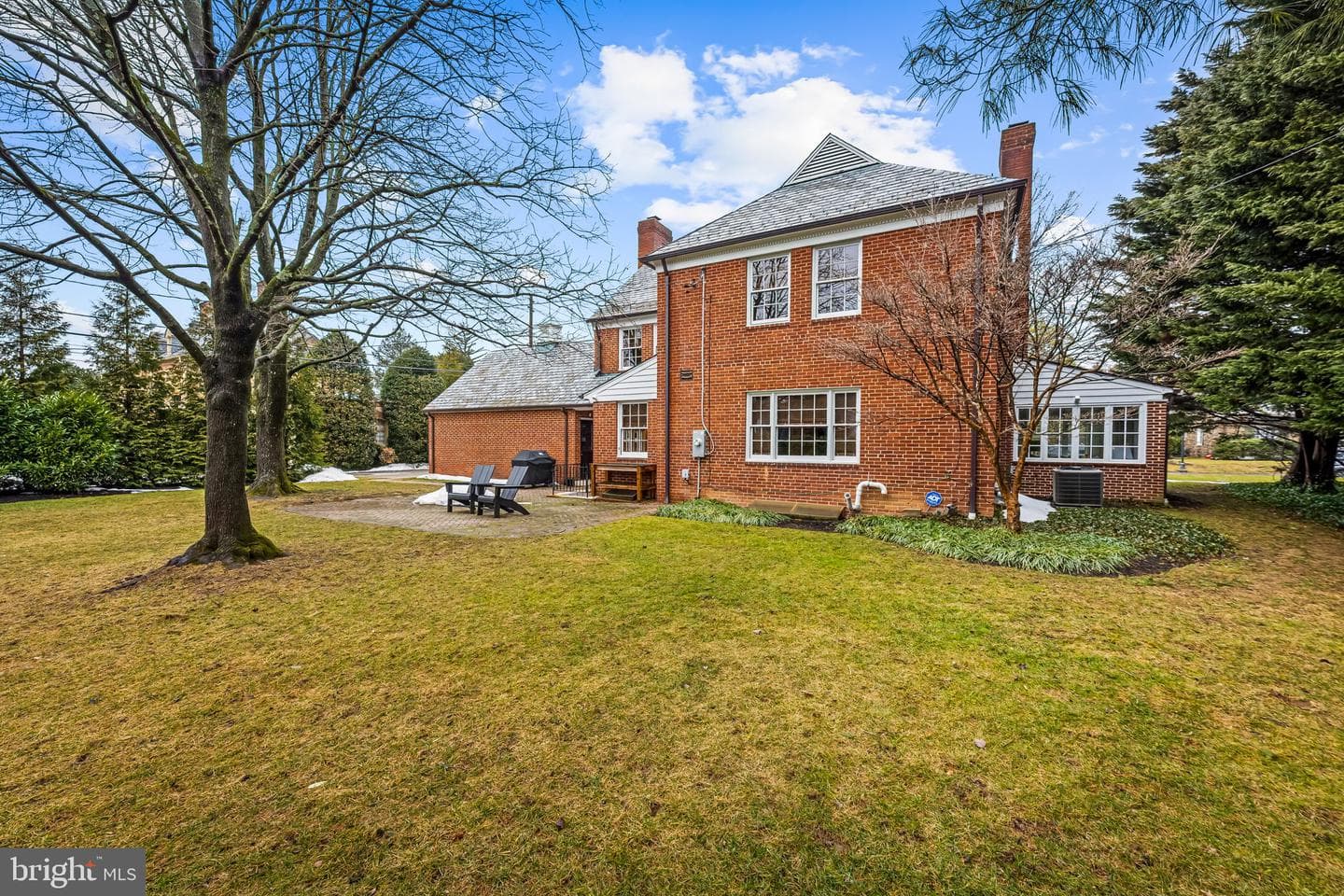 103 Saint Dunstans Road photo 53