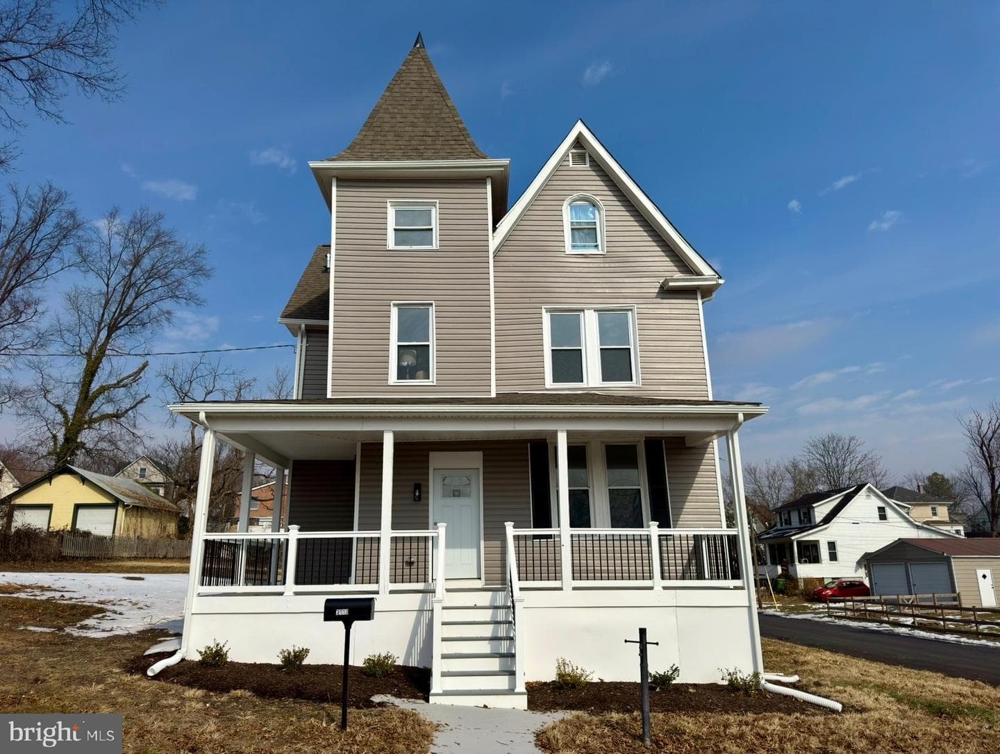 3110 Hamilton Avenue photo 2