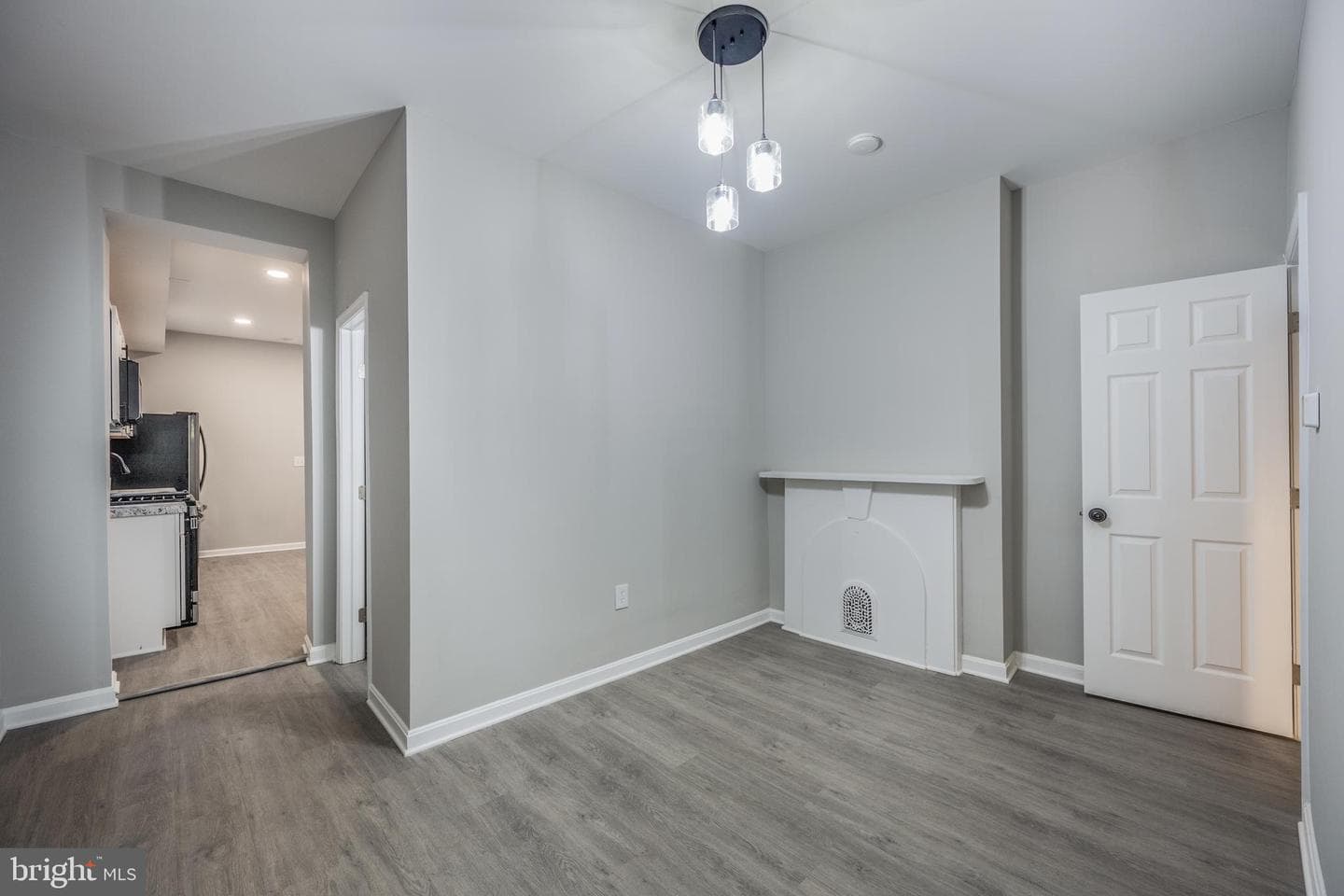 1823 N Caroline Street photo 7