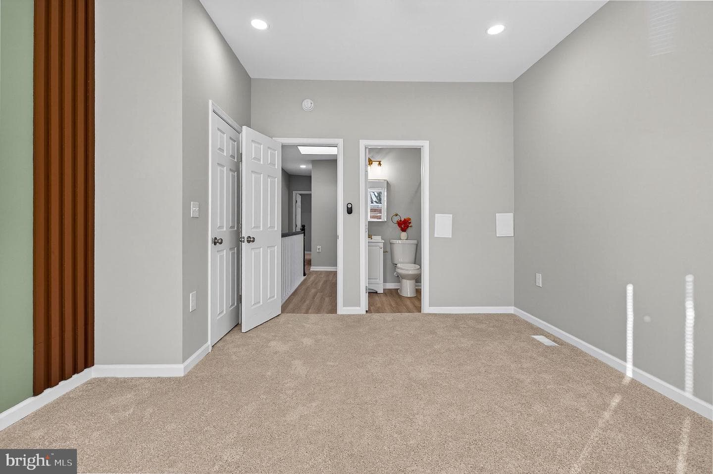2822 Harlem Avenue photo 15