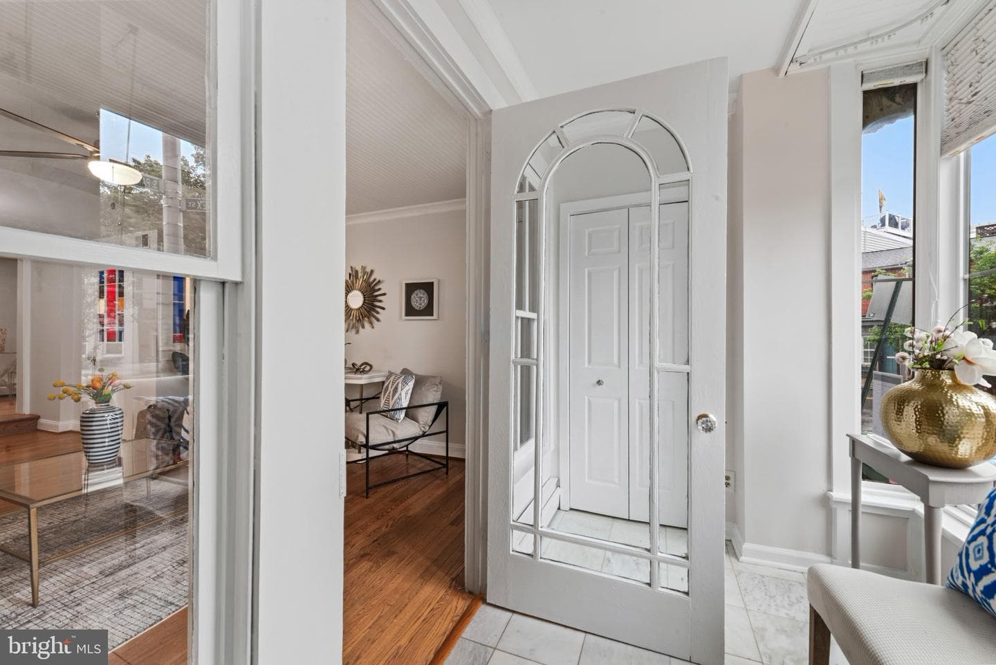 637 S Patterson Park Ave photo 4