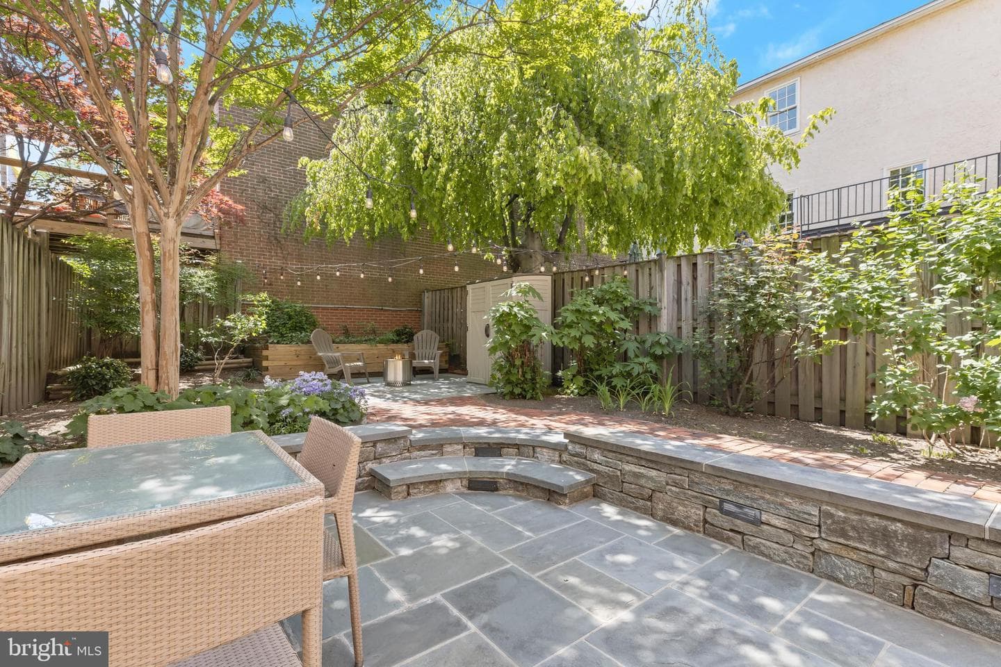 133 W Lee Street photo 38