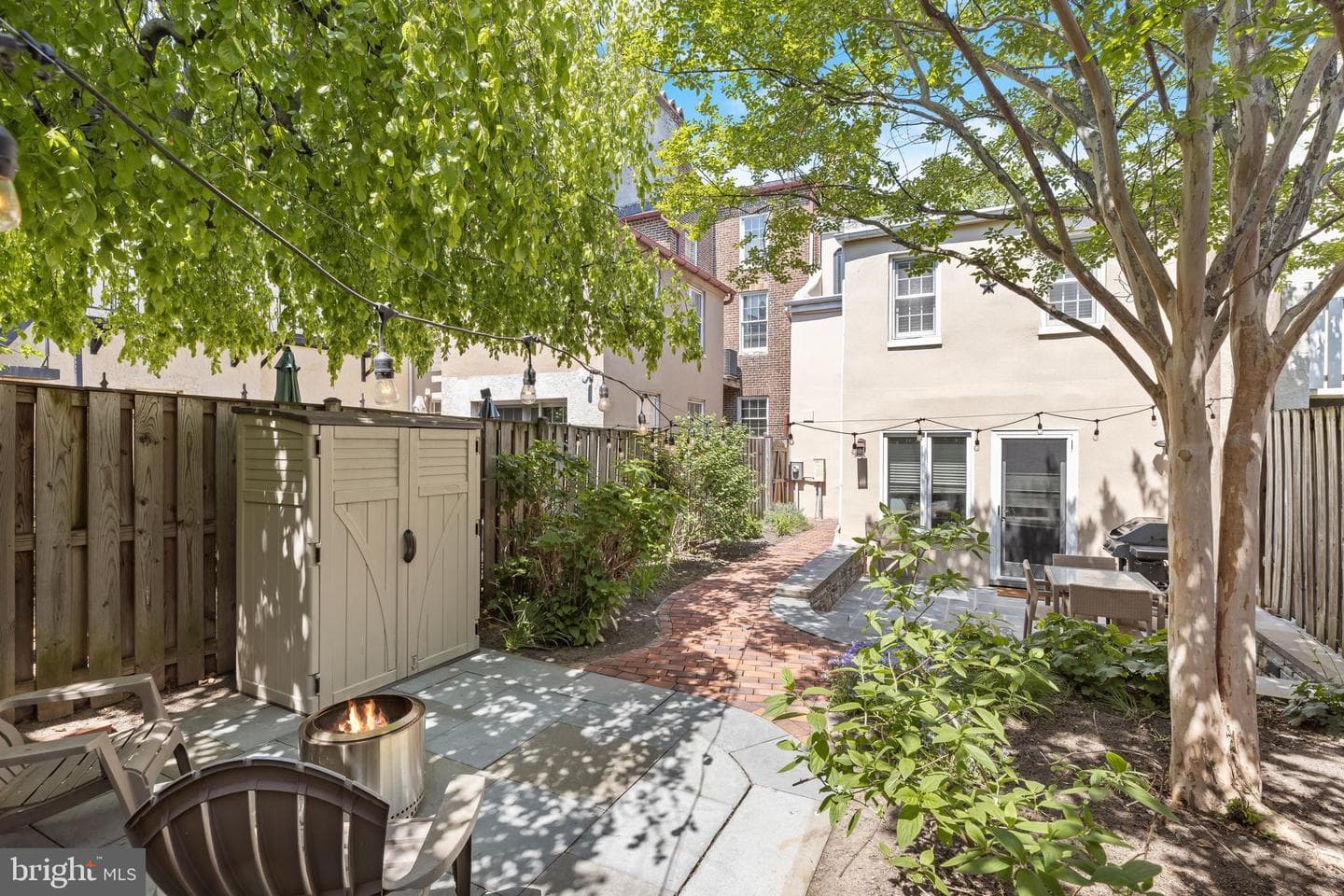 133 W Lee Street photo 40