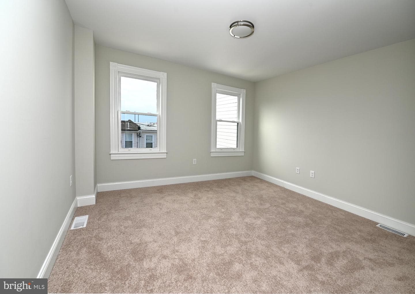 2245 E Biddle Street photo 12
