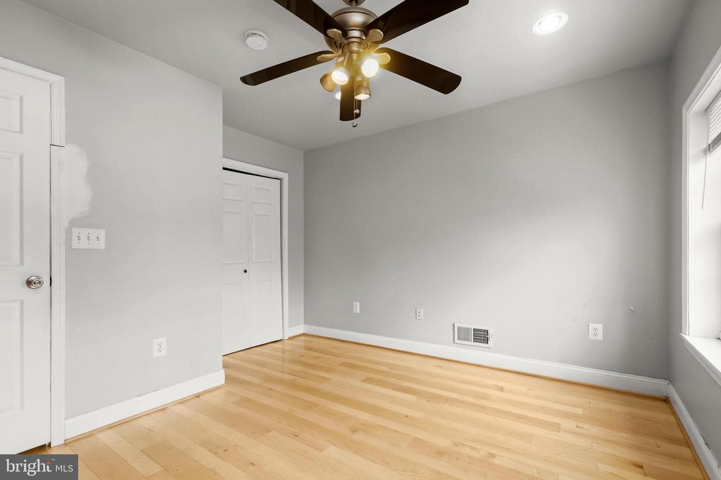 1012 W Lombard Street photo 24