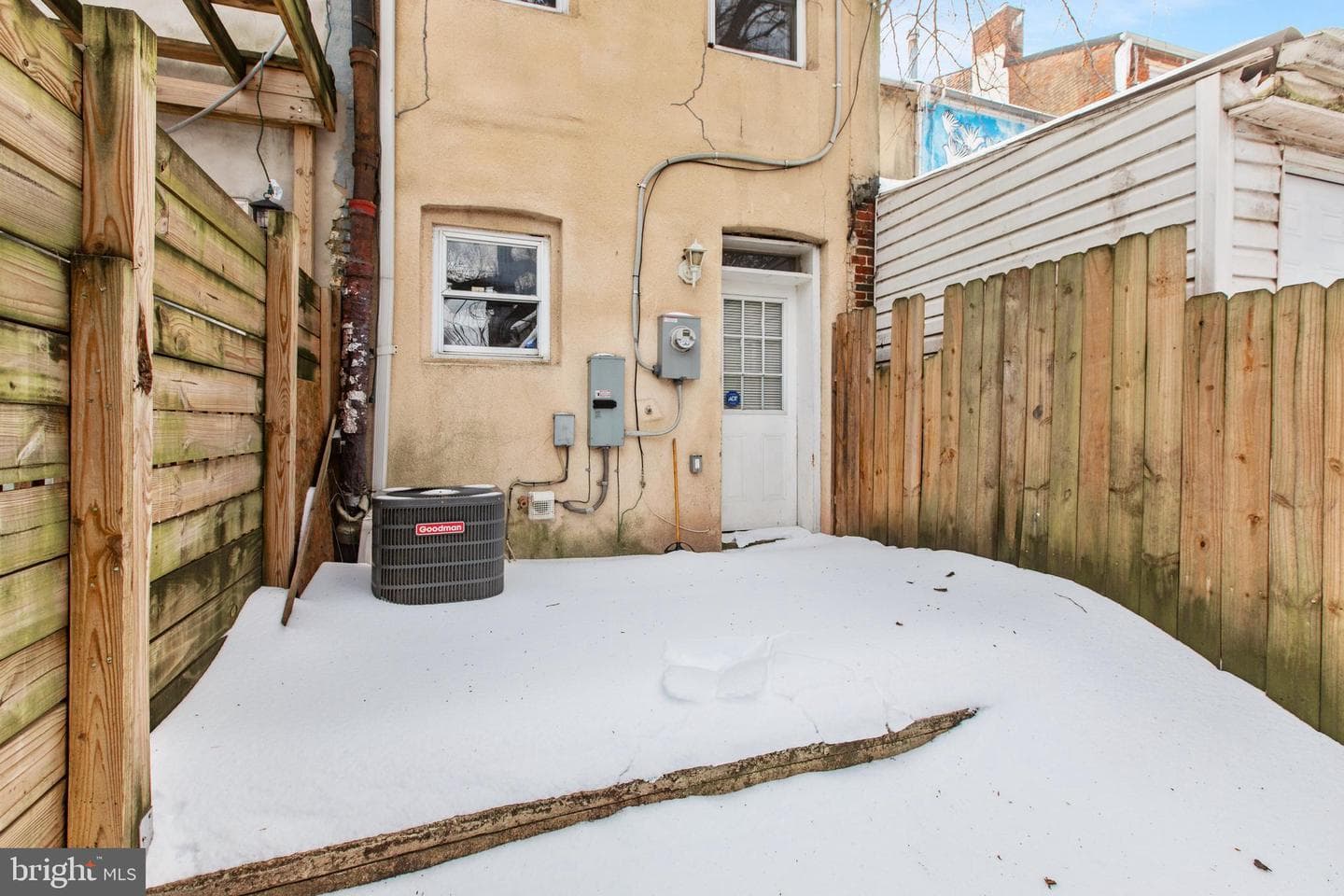 1012 W Lombard Street photo 39
