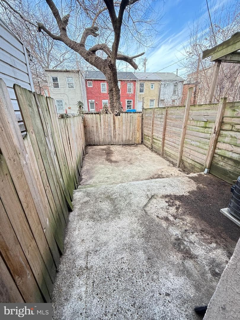 1012 W Lombard Street photo 44