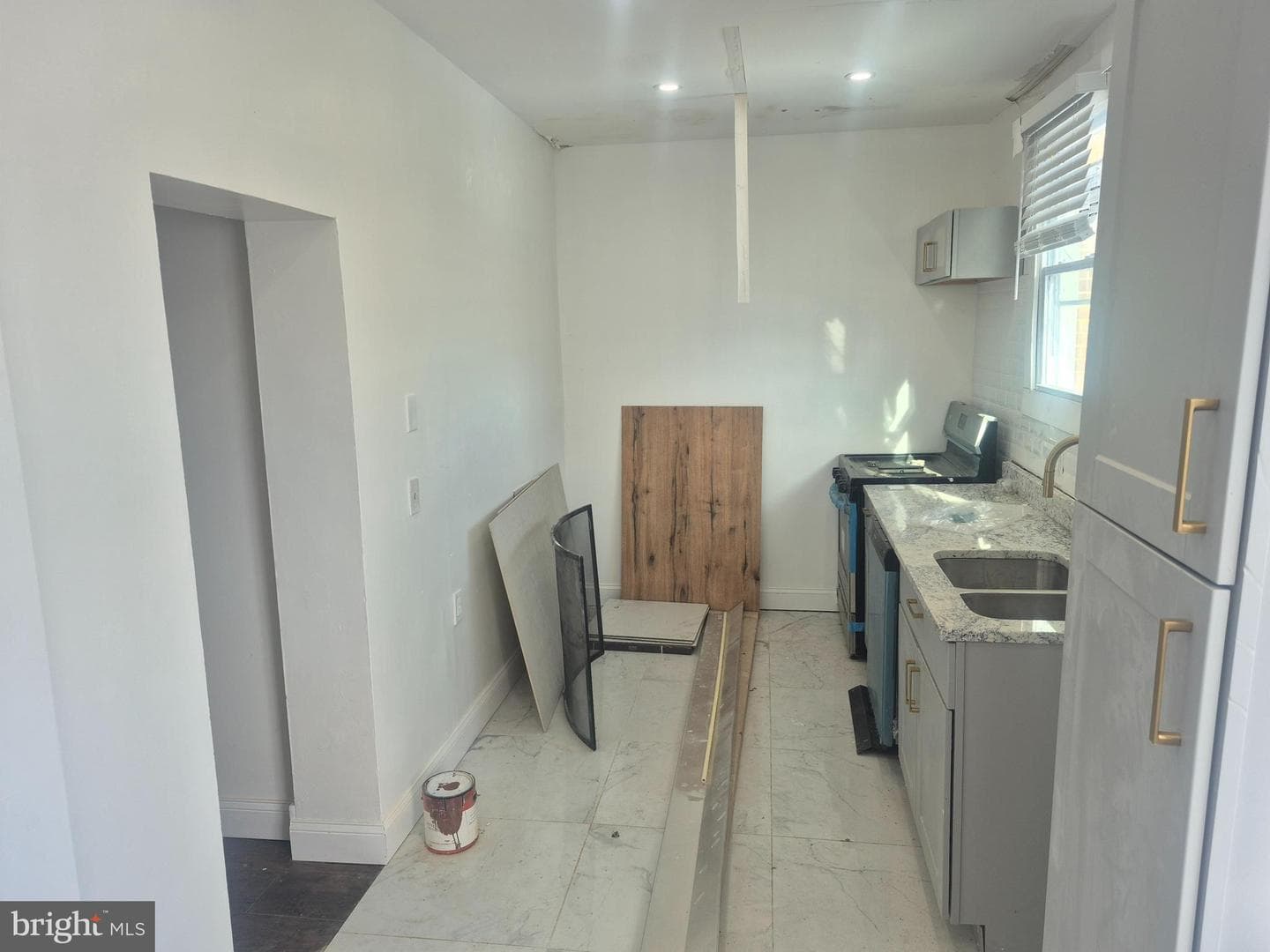 805 N Woodington Road photo 6