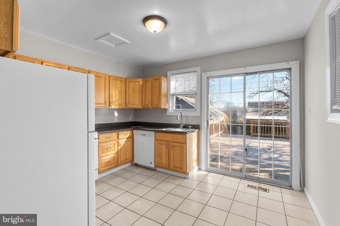 6103 Glenoak Avenue photo 15
