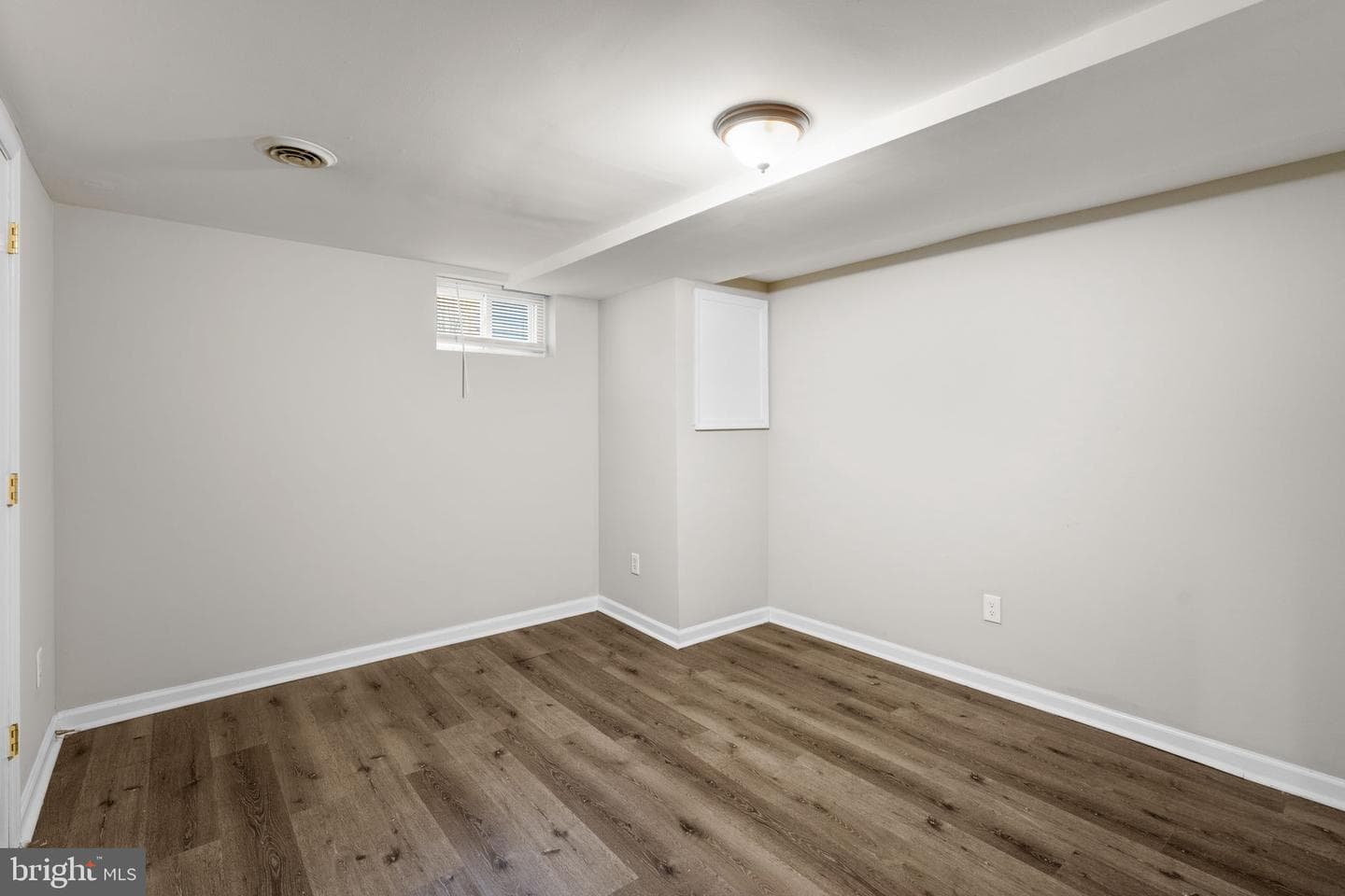 6103 Glenoak Avenue photo 29