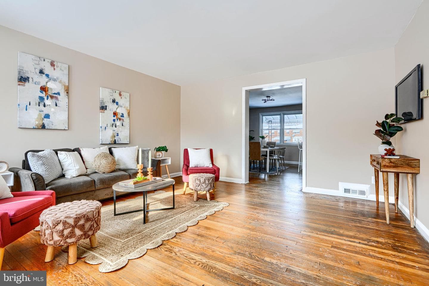 1506 Gleneagle Road photo 3