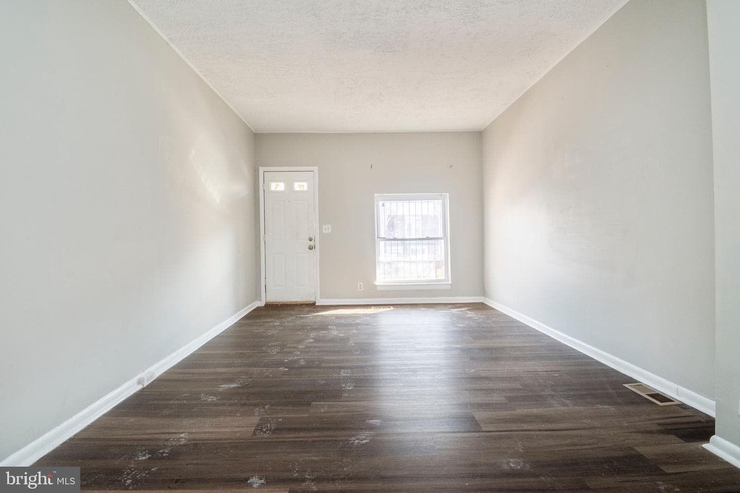 530 N Curley Street photo 8
