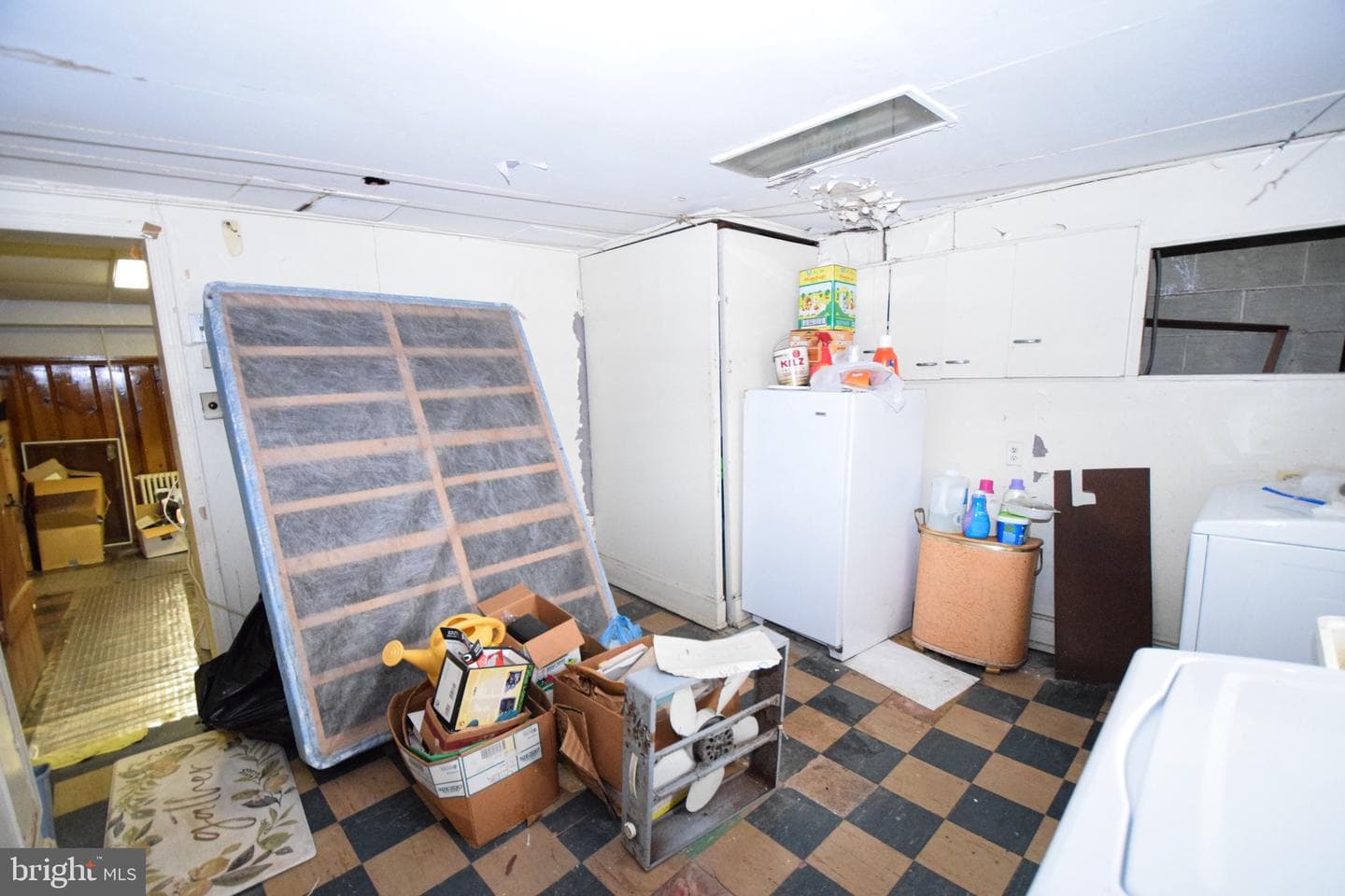 1620 Kingsway Road photo 38