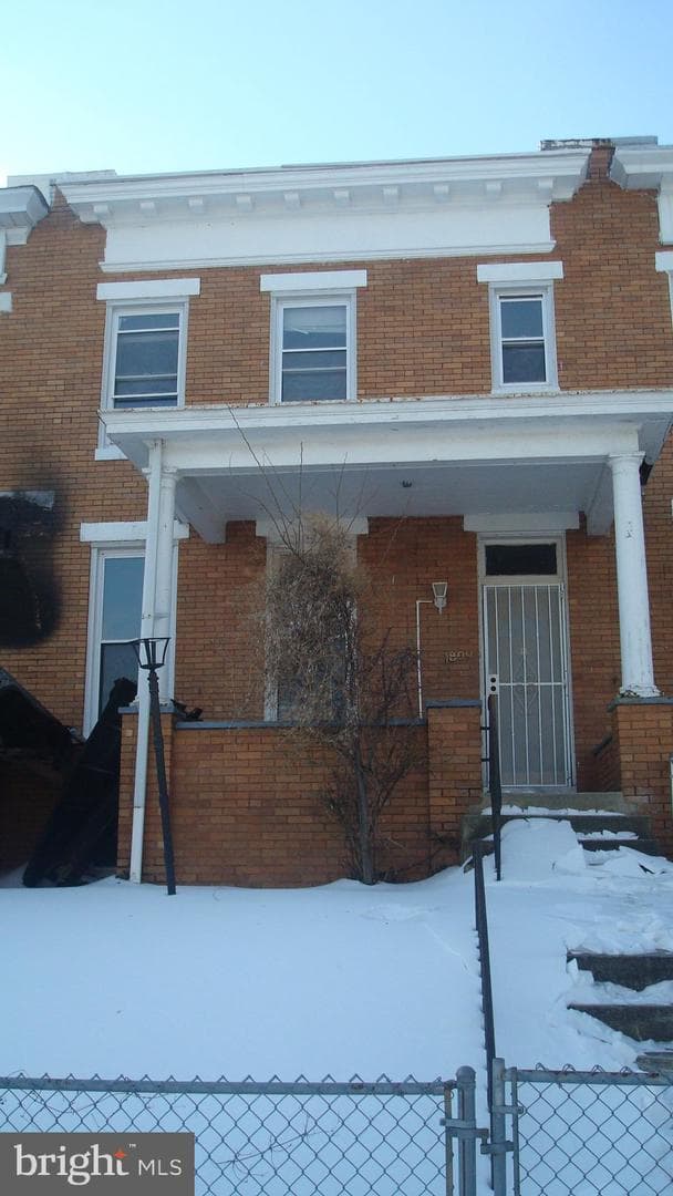 1809 E 32nd Street