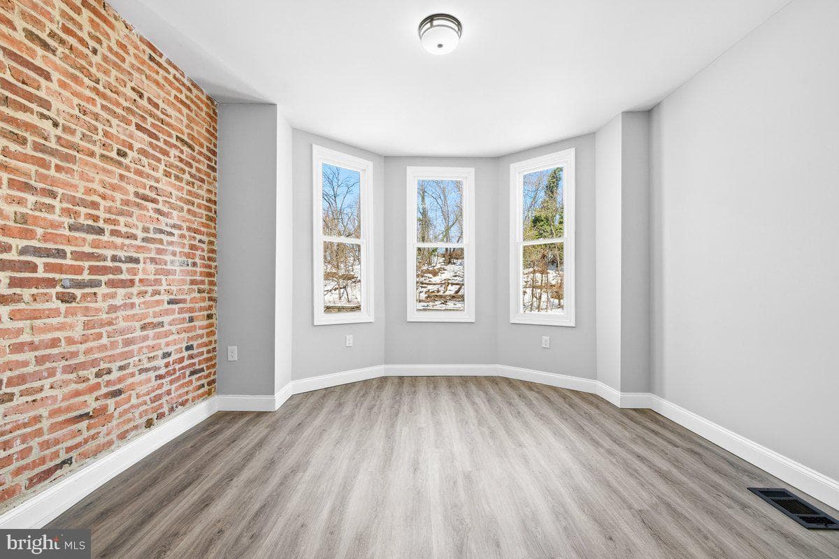 3017 Frederick Avenue photo 14