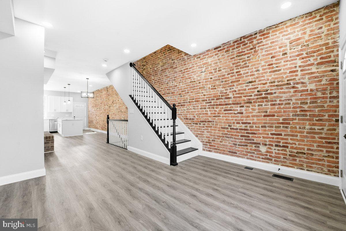3017 Frederick Avenue photo 4