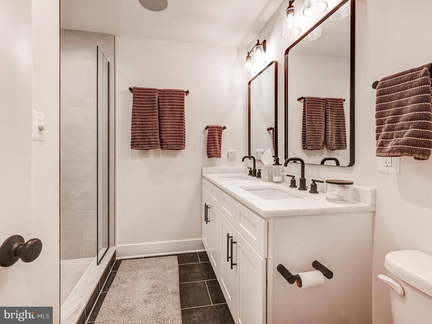 3110 Foster Avenue photo 20