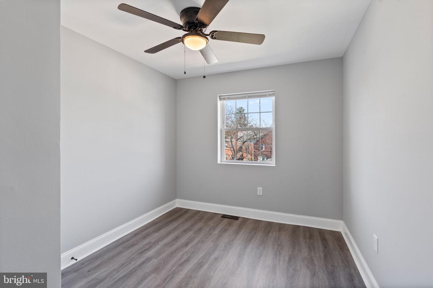 402 Croydon Road photo 20