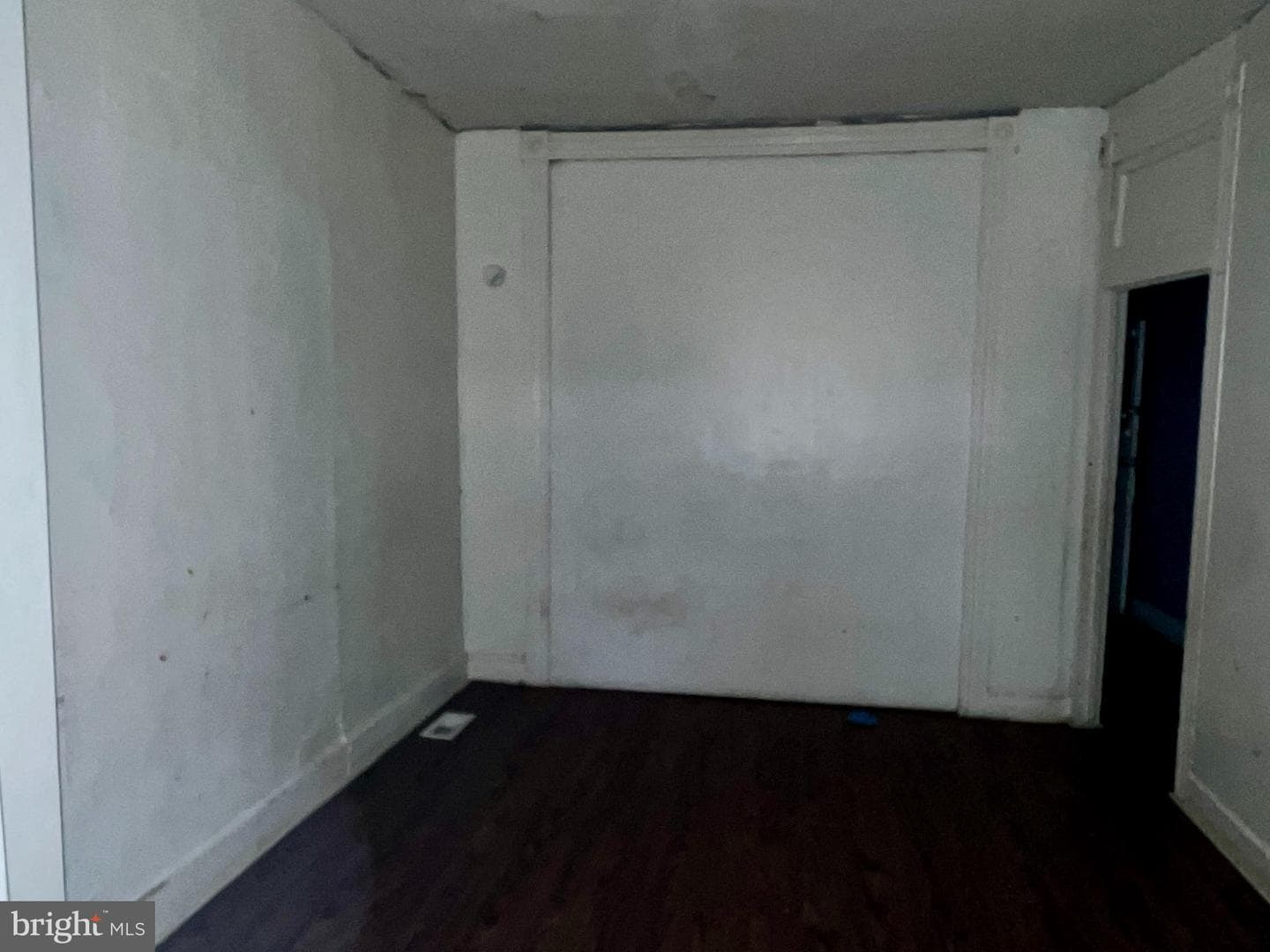 615 N Kenwood Avenue photo 4