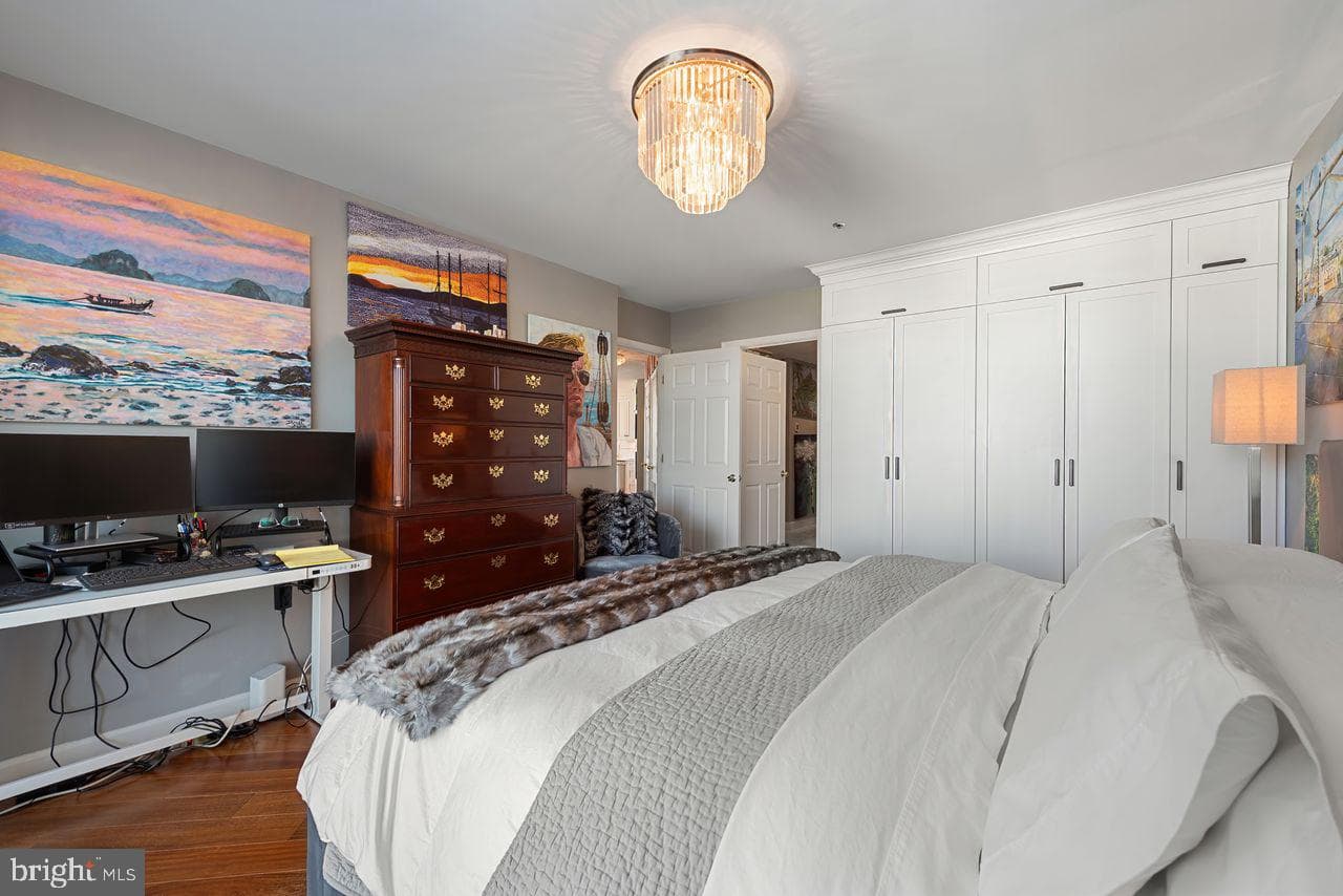 100 Harborview Drive #501 photo 23