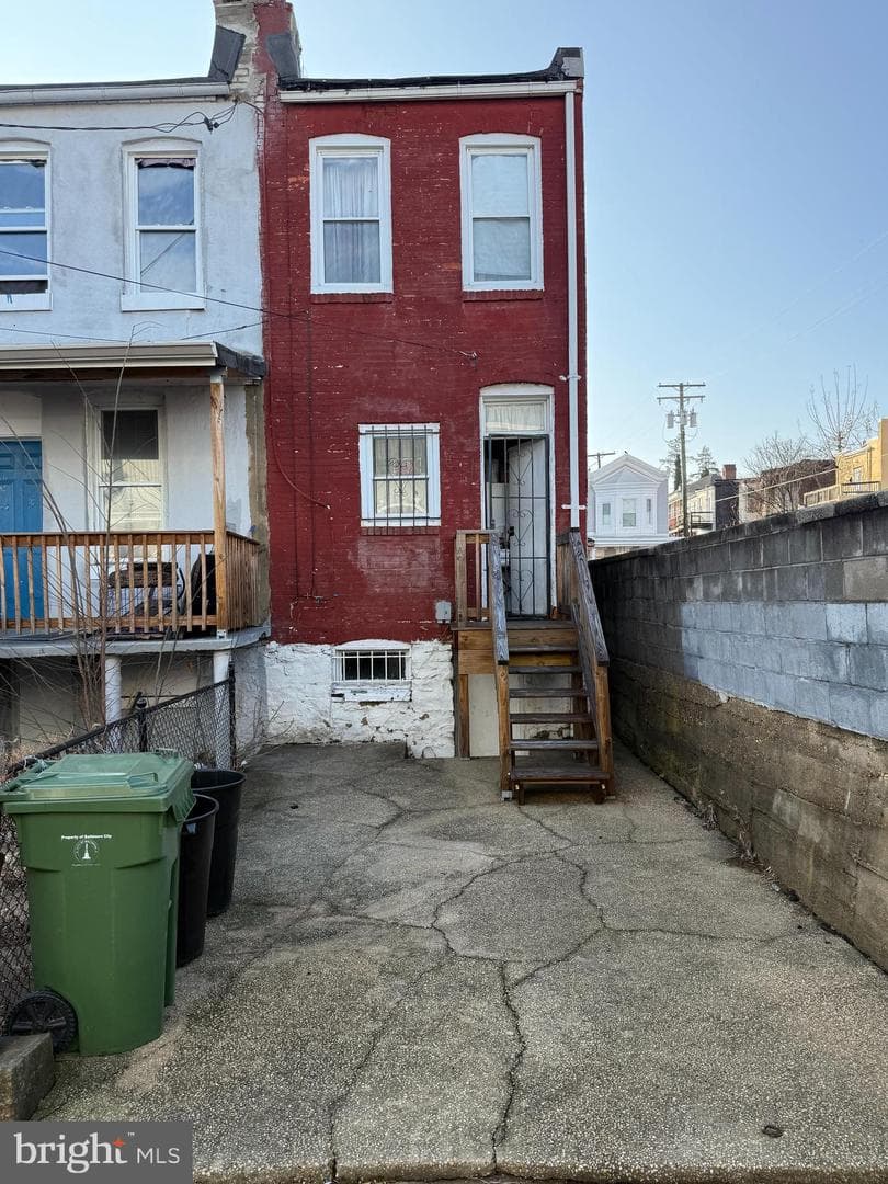 1819 N Smallwood Street photo 5
