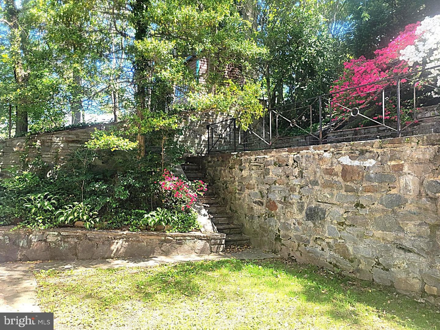 5211 Springlake Way photo 10