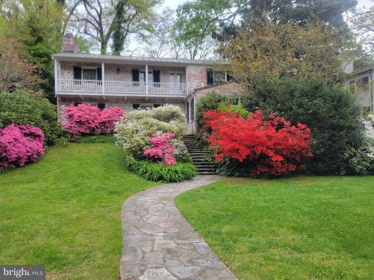 5211 Springlake Way photo 2