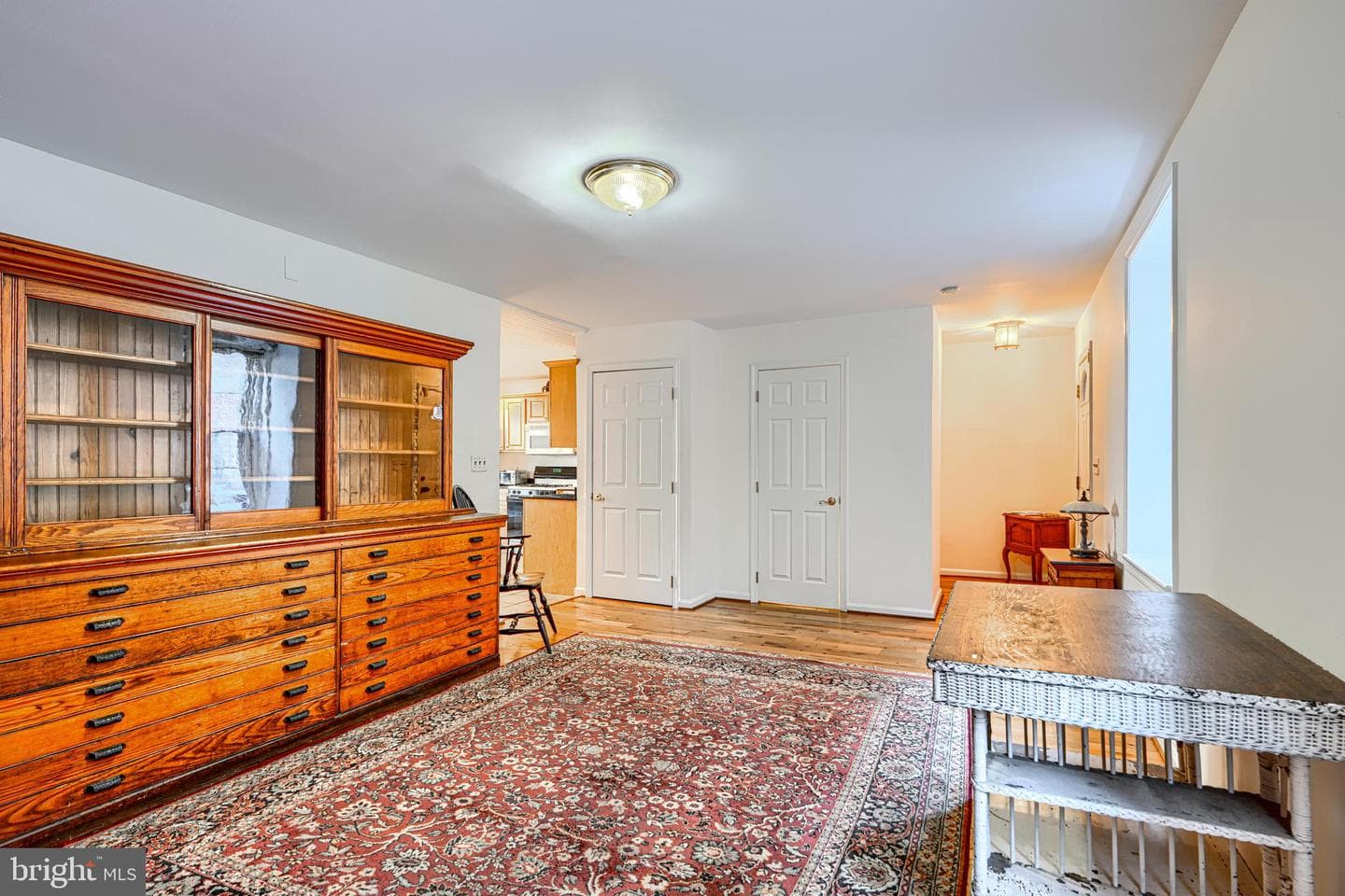 2102 Cambridge Street photo 7