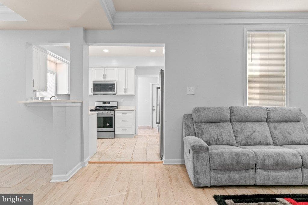 4919 Harford Road photo 12