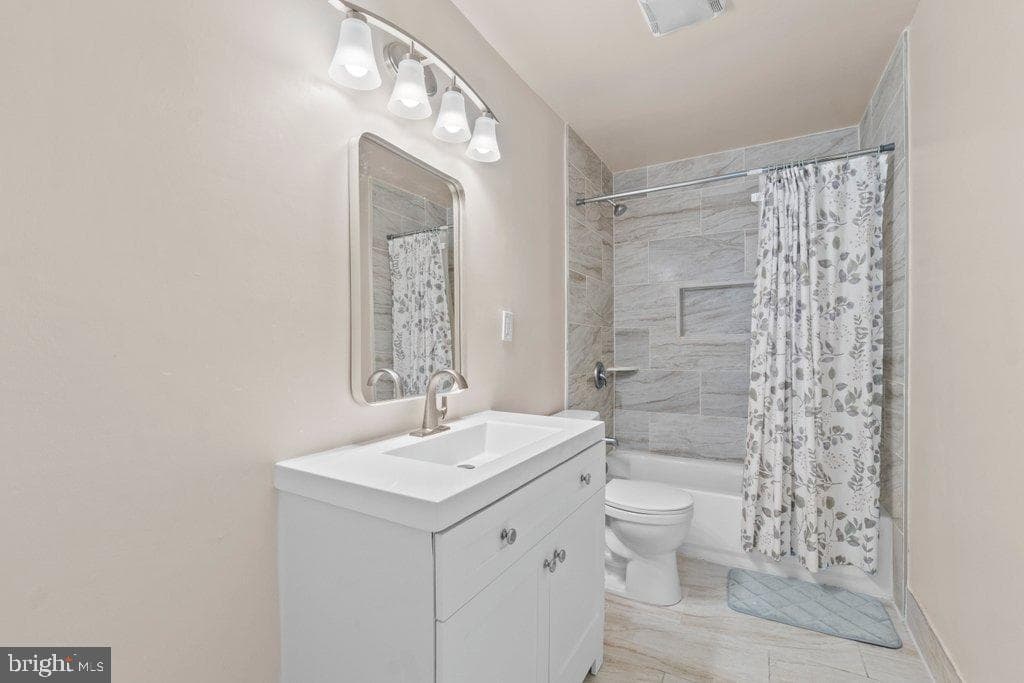 4919 Harford Road photo 28