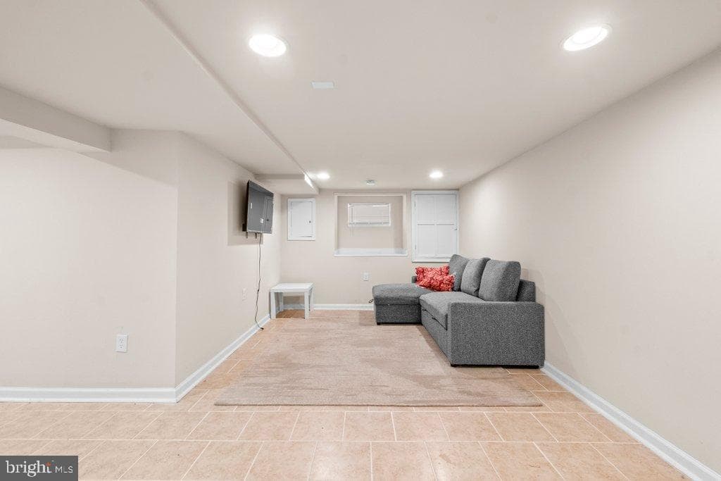 4919 Harford Road photo 41