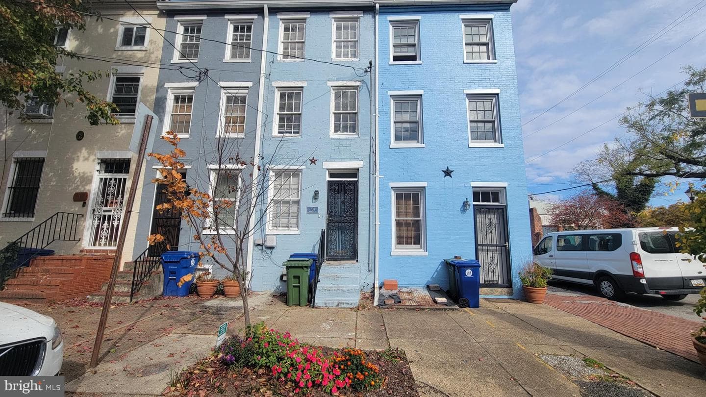 703 Tessier Street