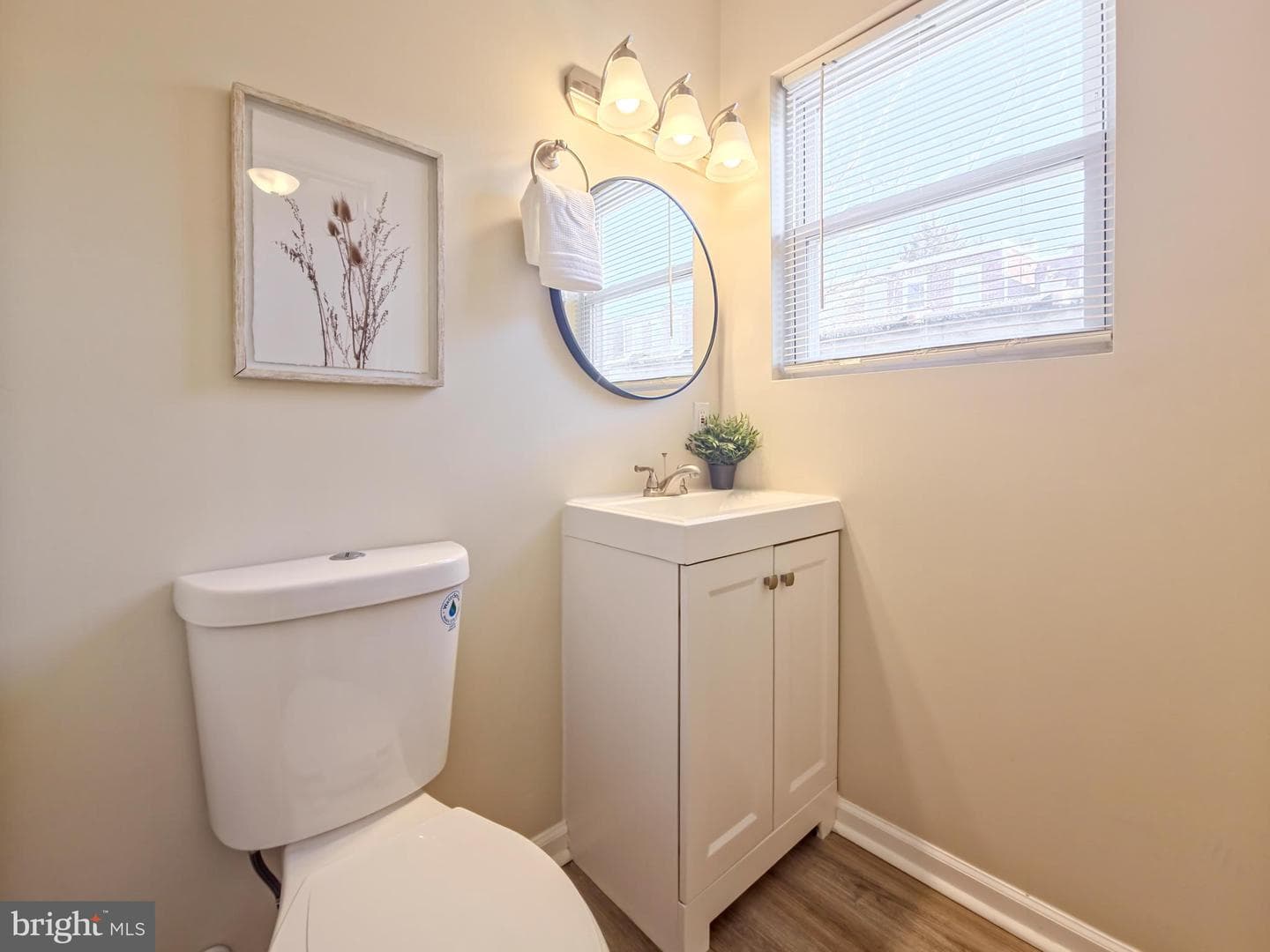 4911 Queensberry Avenue photo 25