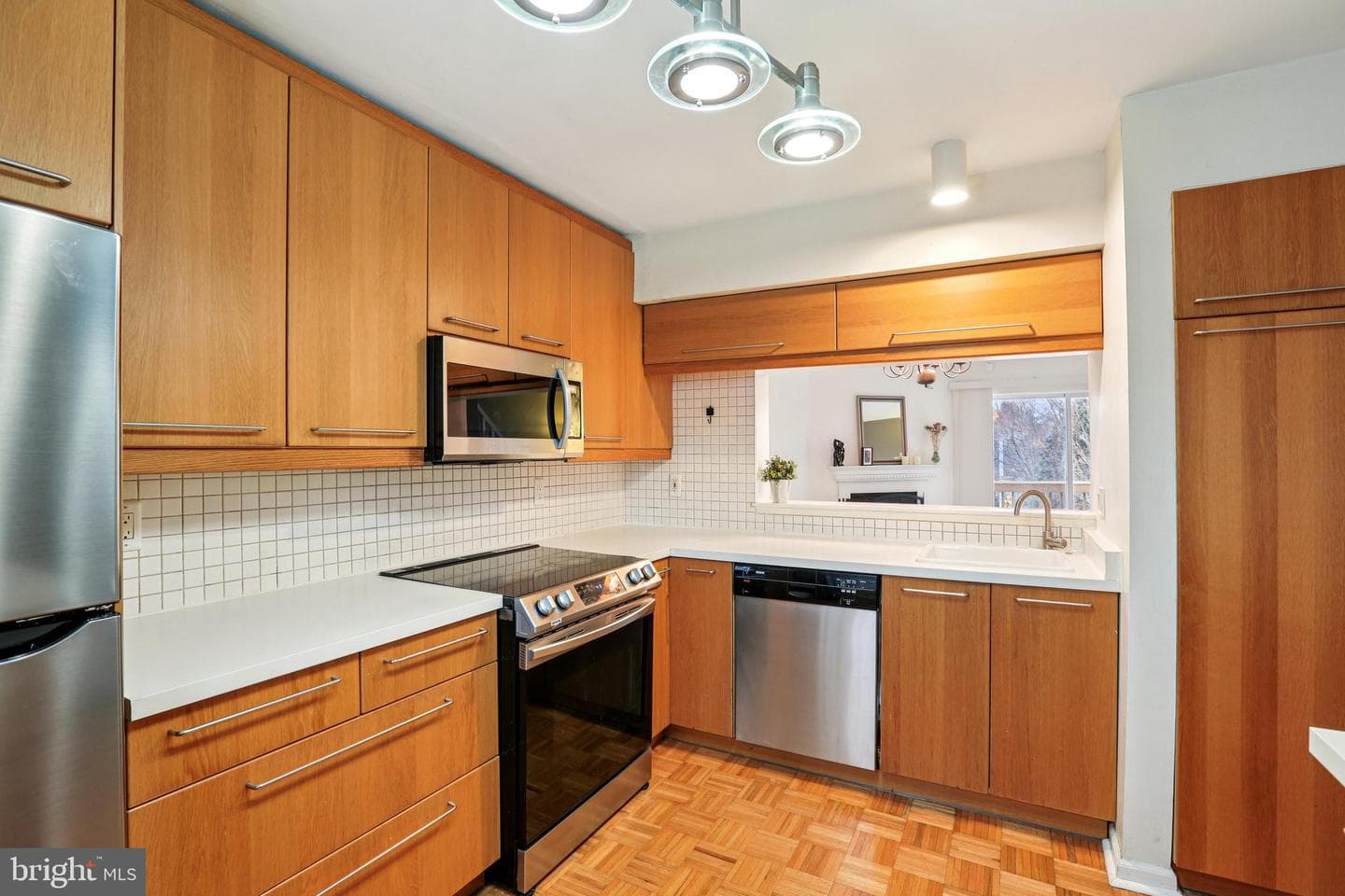 915 Dartmouth Glen Way photo 10