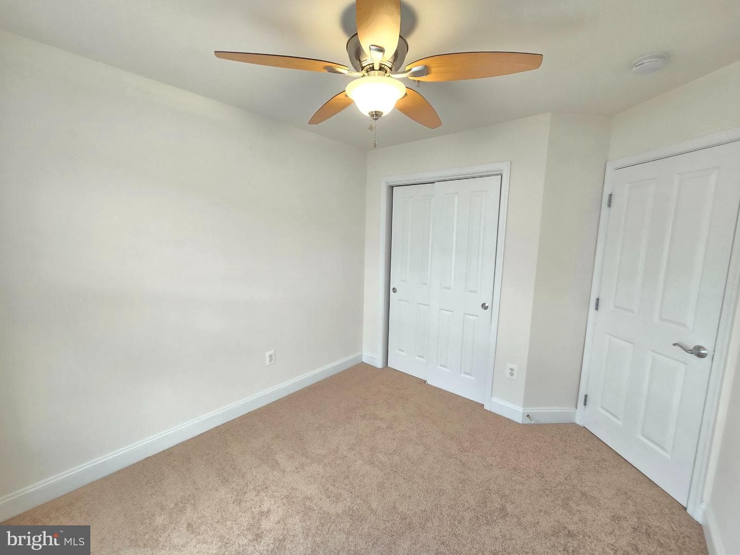 876 Ryan Street photo 25