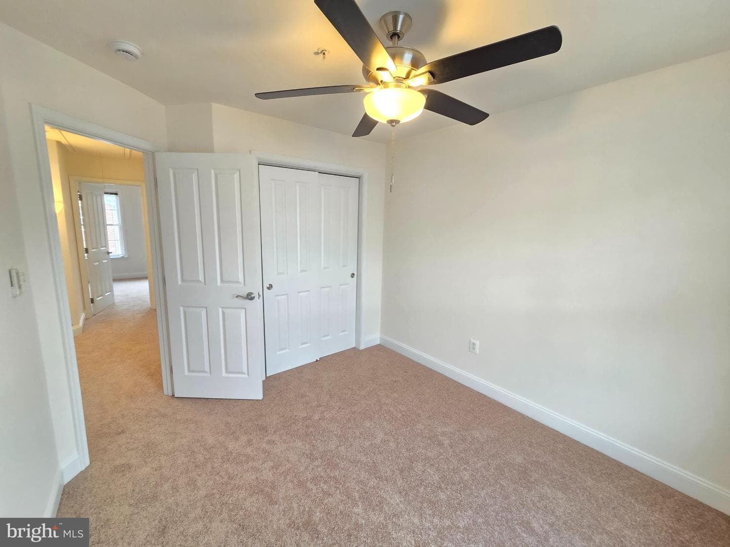 876 Ryan Street photo 33