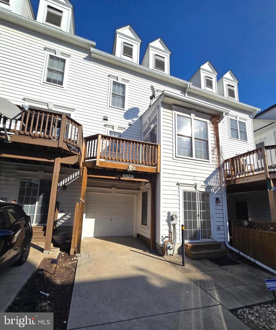 876 Ryan Street photo 49