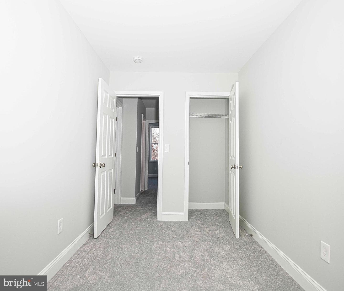 441 N East Avenue photo 18
