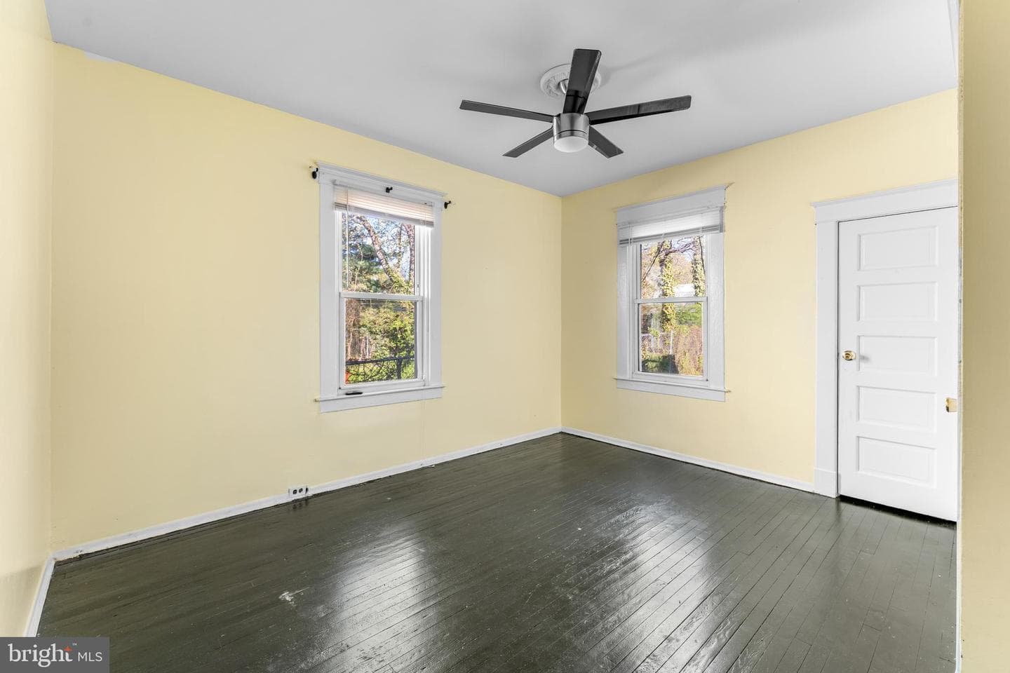 608 Tunbridge Road photo 14