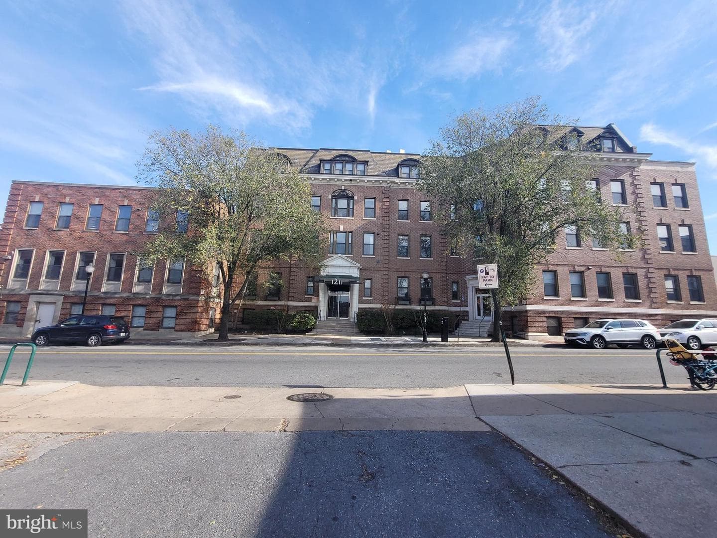 1211 Light St # 410 photo 1