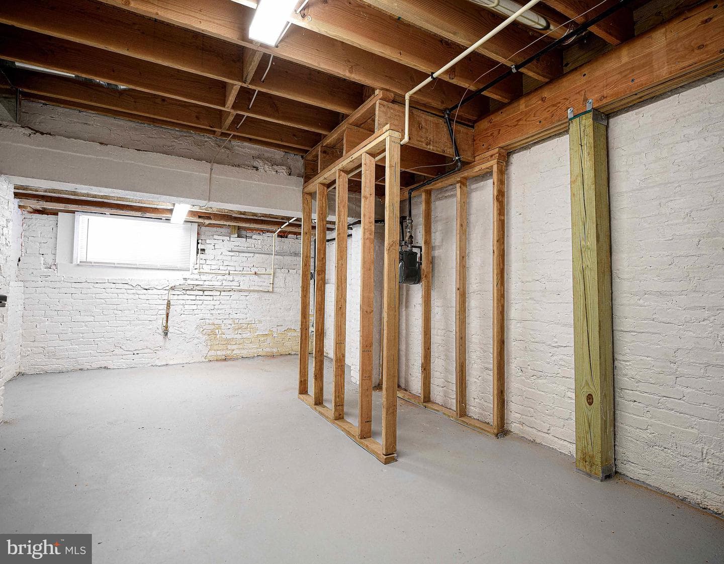 531 N Decker Avenue photo 22