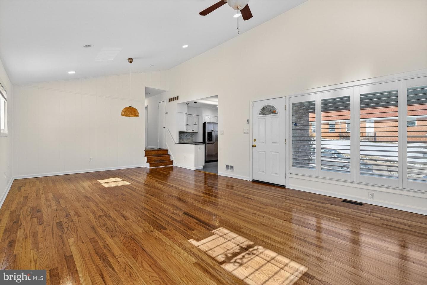 5120 The Alameda photo 7