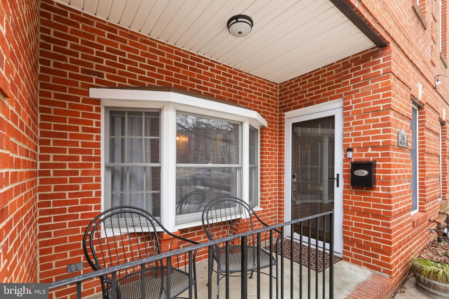 2113 Essex Street photo 2