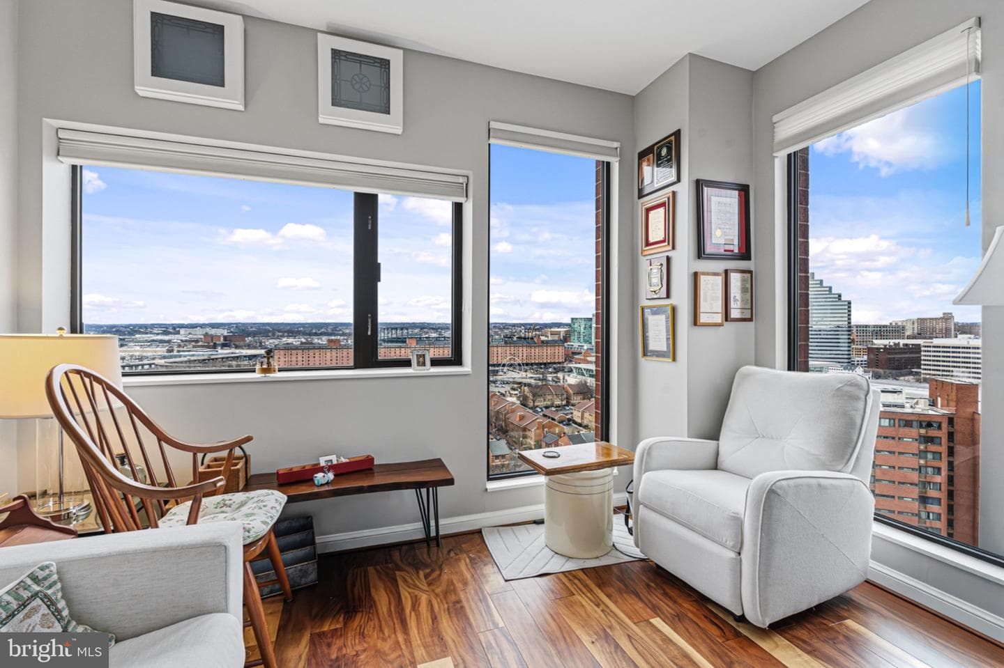 10 E Lee Street #1509 photo 19