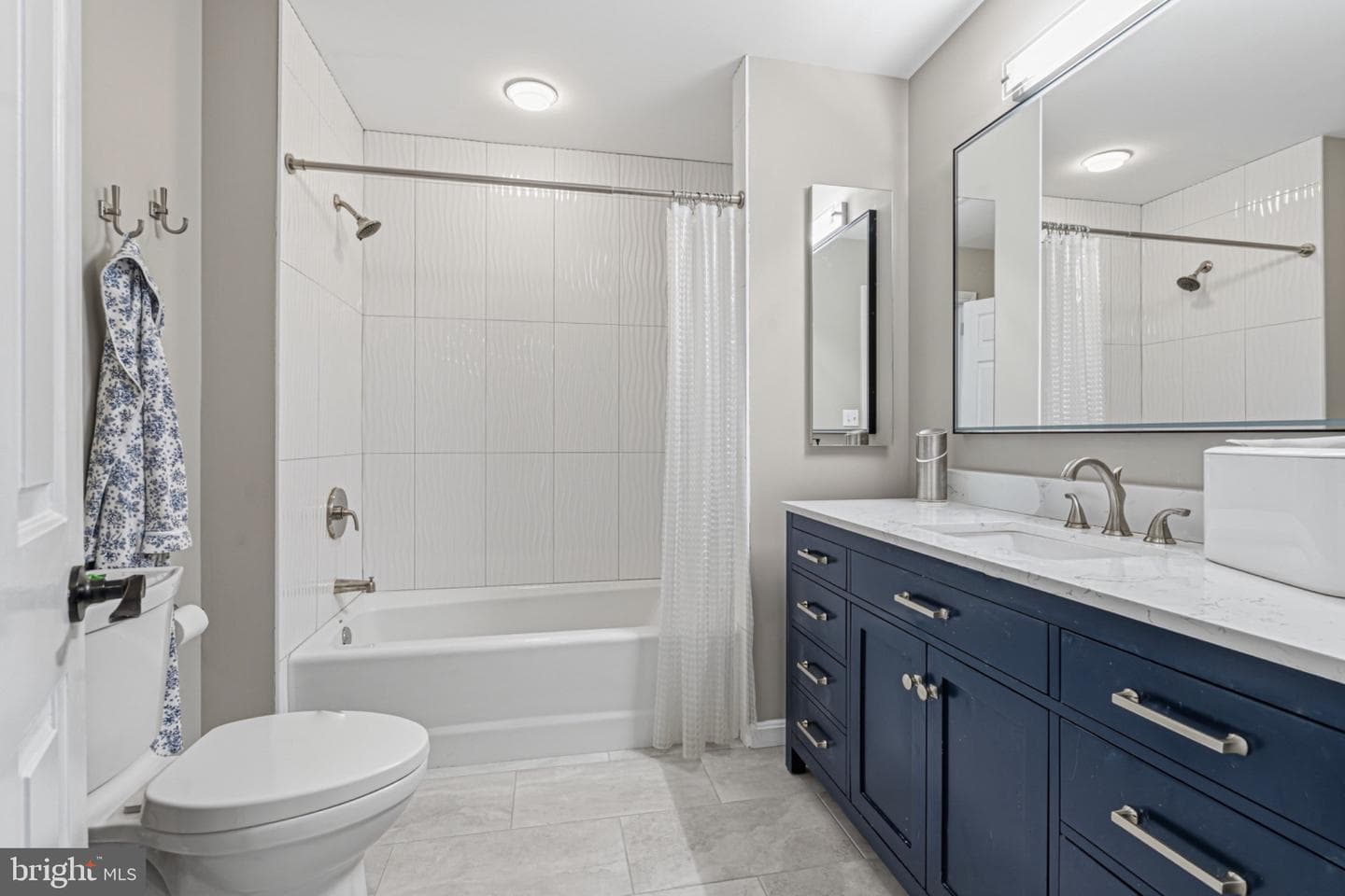10 E Lee Street #1509 photo 25