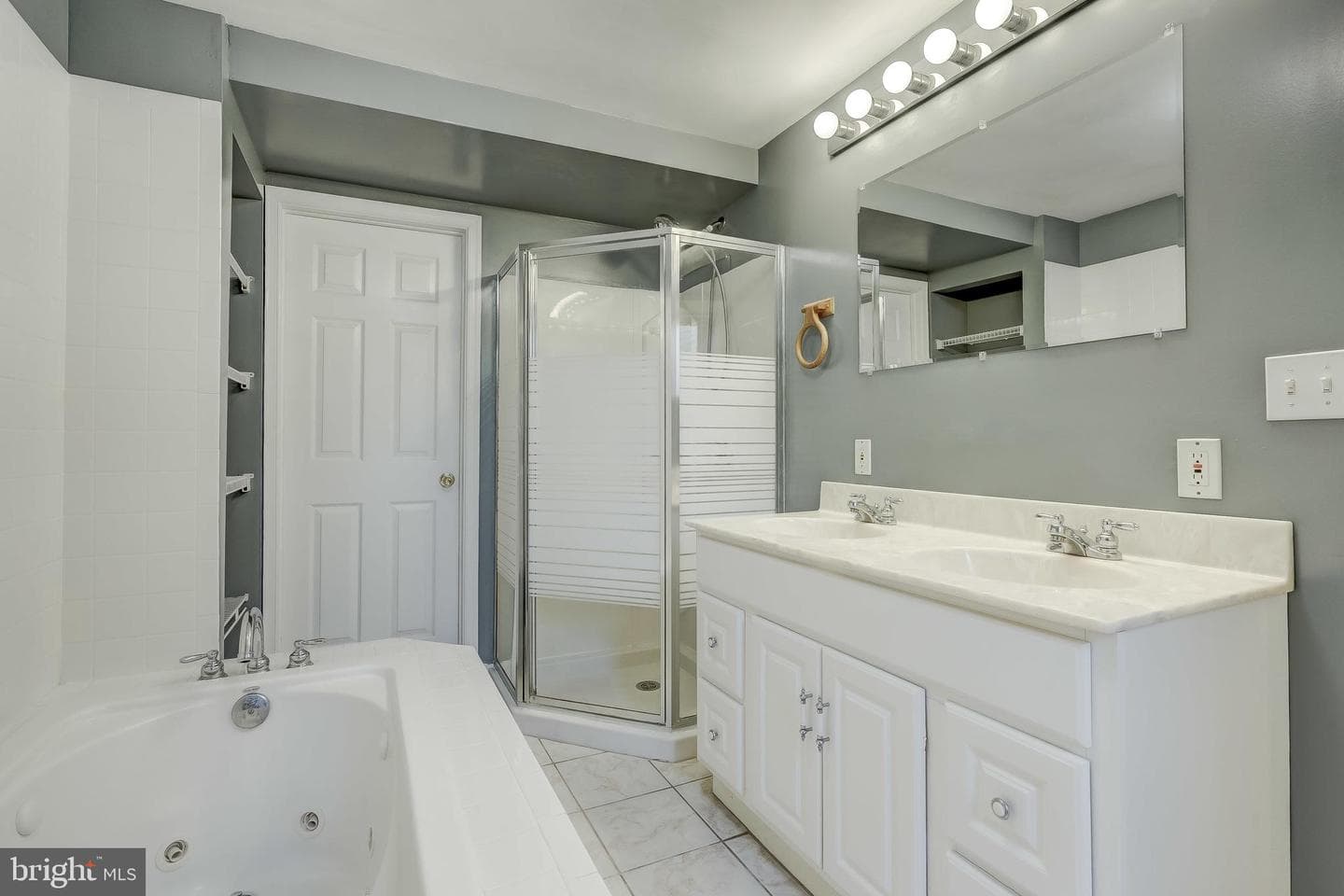 303 S Ann Street photo 13
